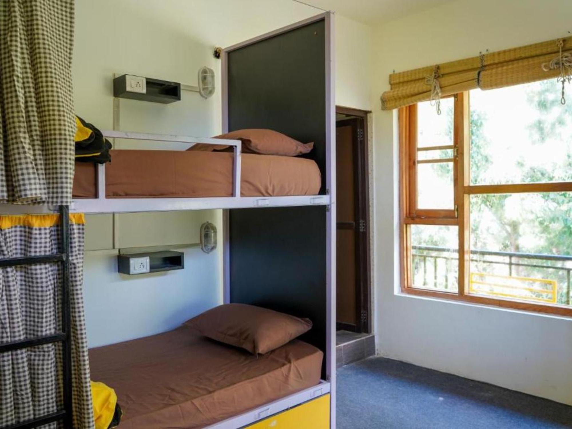The Hosteller Mcleodganj, Upper Bhagsu Мак-Леод-Гейндж Номер фото